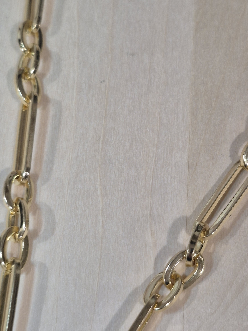💚💛NEW💚💛 STUNNING!! PaperClip Green Natural Stone And CZ Horseshoe Necklace - Picture 8 of 13